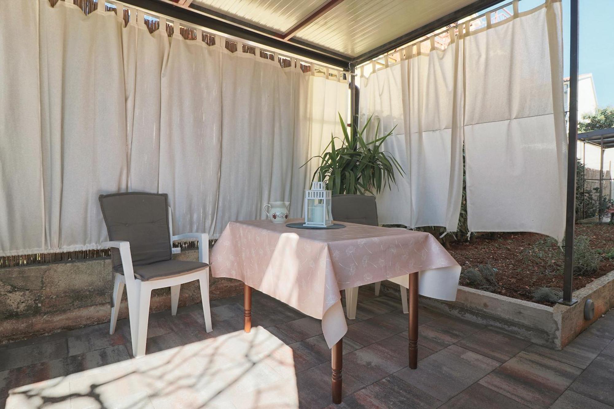 Studio Apartman Edy 3 PUY Exterior foto