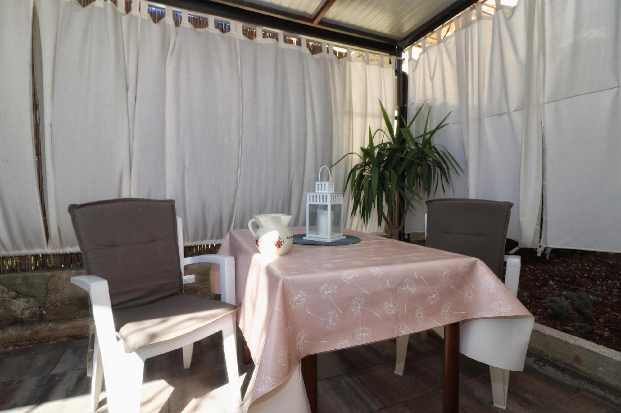 Studio Apartman Edy 3 PUY Exterior foto