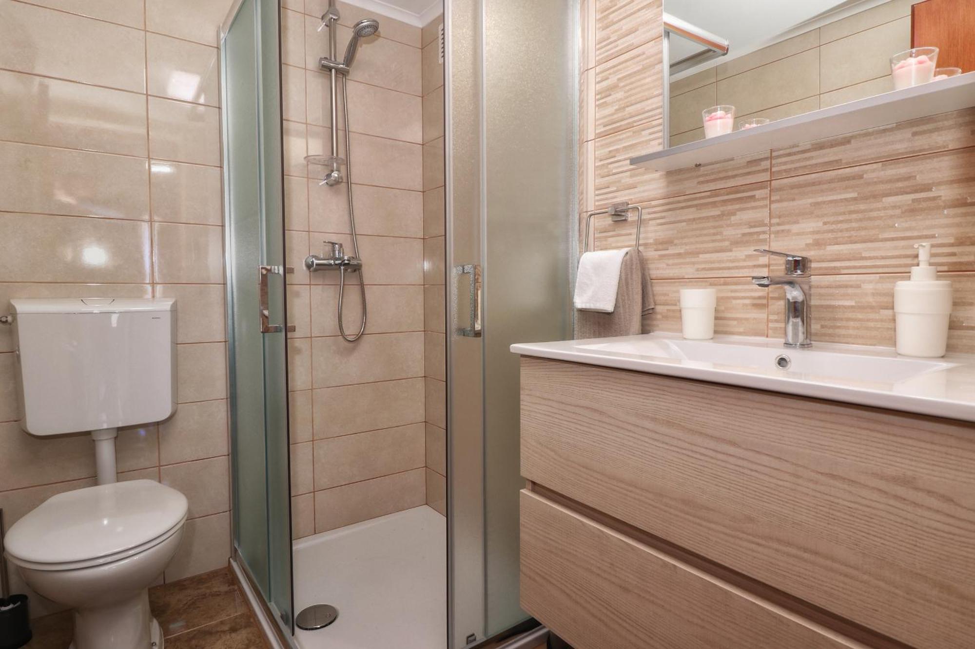 Studio Apartman Edy 3 PUY Exterior foto